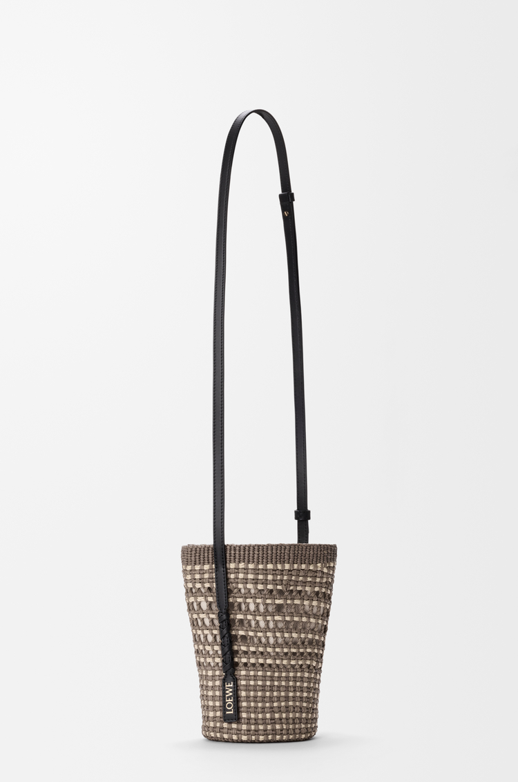 LOEWE Braid pocket in iraca palm and calfskin 카키/내추럴