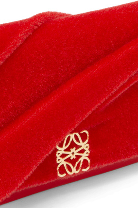 LOEWE Goya Long Chain Clutch in mohair and calfskin Scarlet Red plp_rd