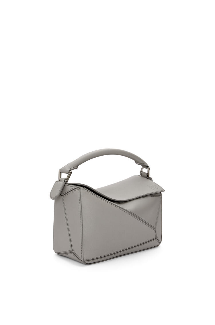 LOEWE Small Puzzle bag in classic calfskin Pearl Grey