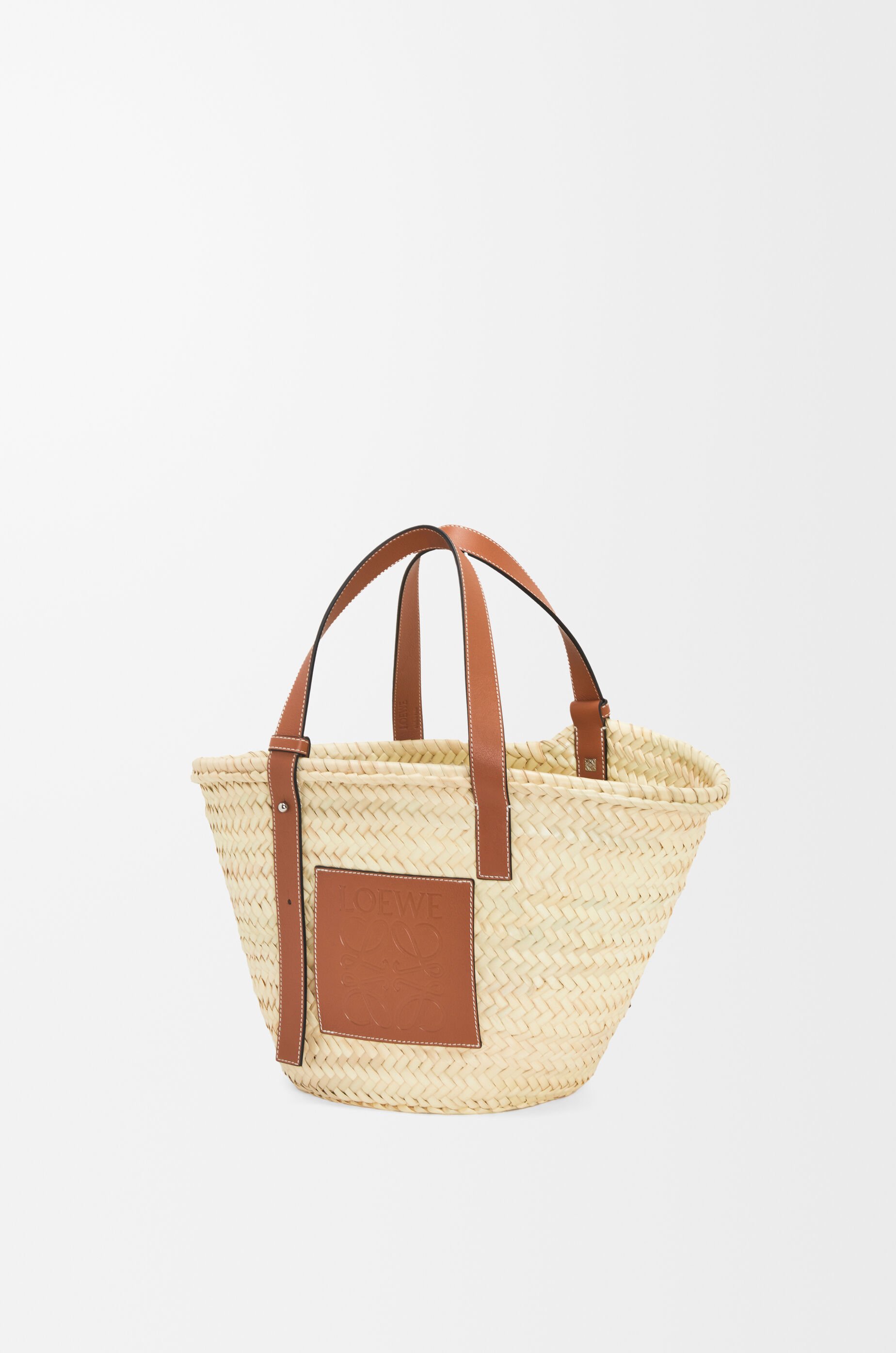 売れ筋新商品 バスケットバッグ（ヤシの葉&カーフ） ベージュ - LOEWE バッグ