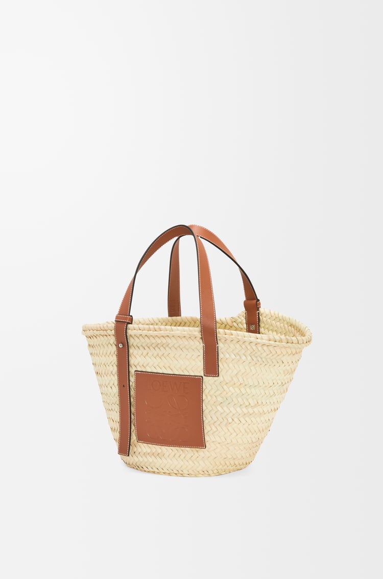 LOEWE Basket bag in palm leaf and calfskin Natural/Tan