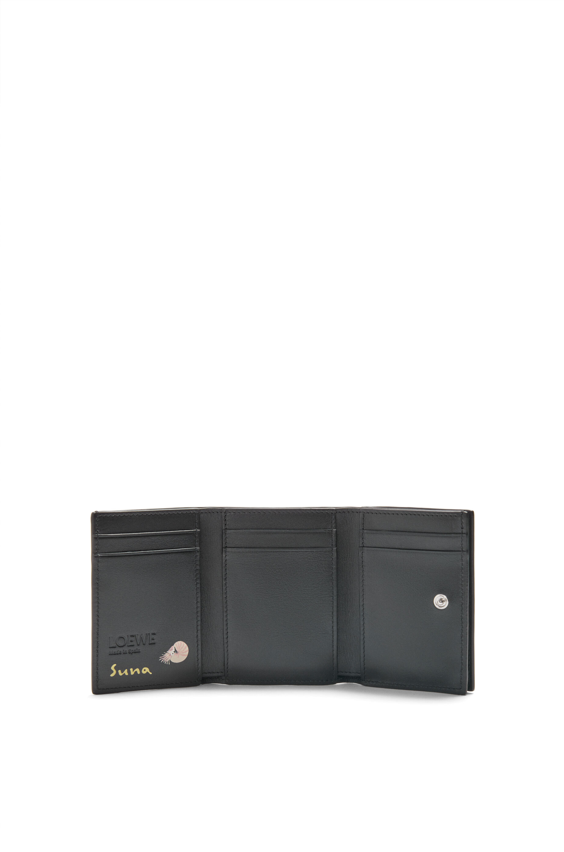 クジラ トライフォールド ウォレット（ナパカーフ） ブラック - LOEWE