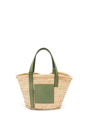 LOEWE Basket bag in palm leaf and calfskin Natural/Rosemary plp_rd