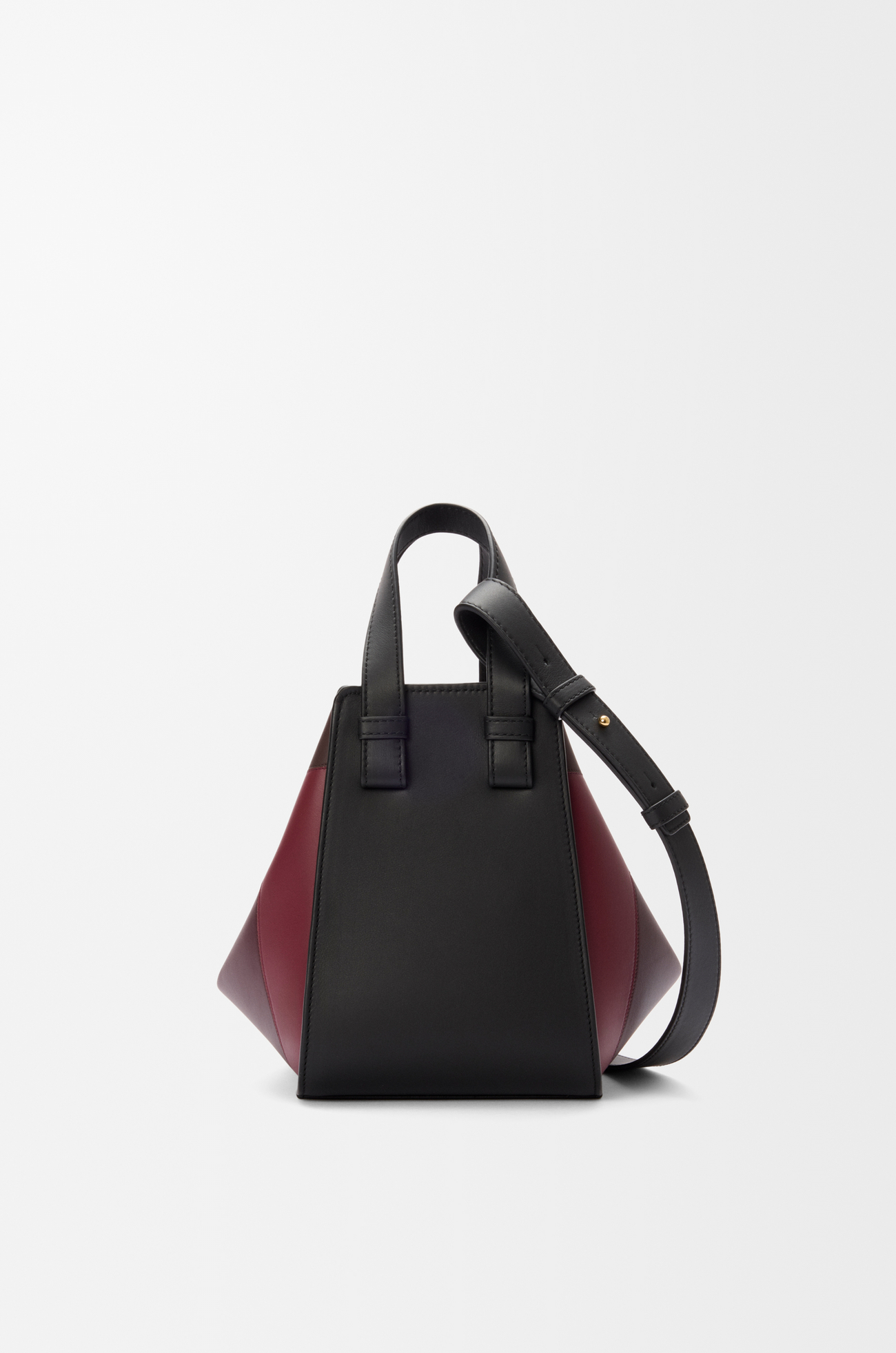 LOEWE Sac Hammock Compact en cuir de veau nappa Black/Burgundy