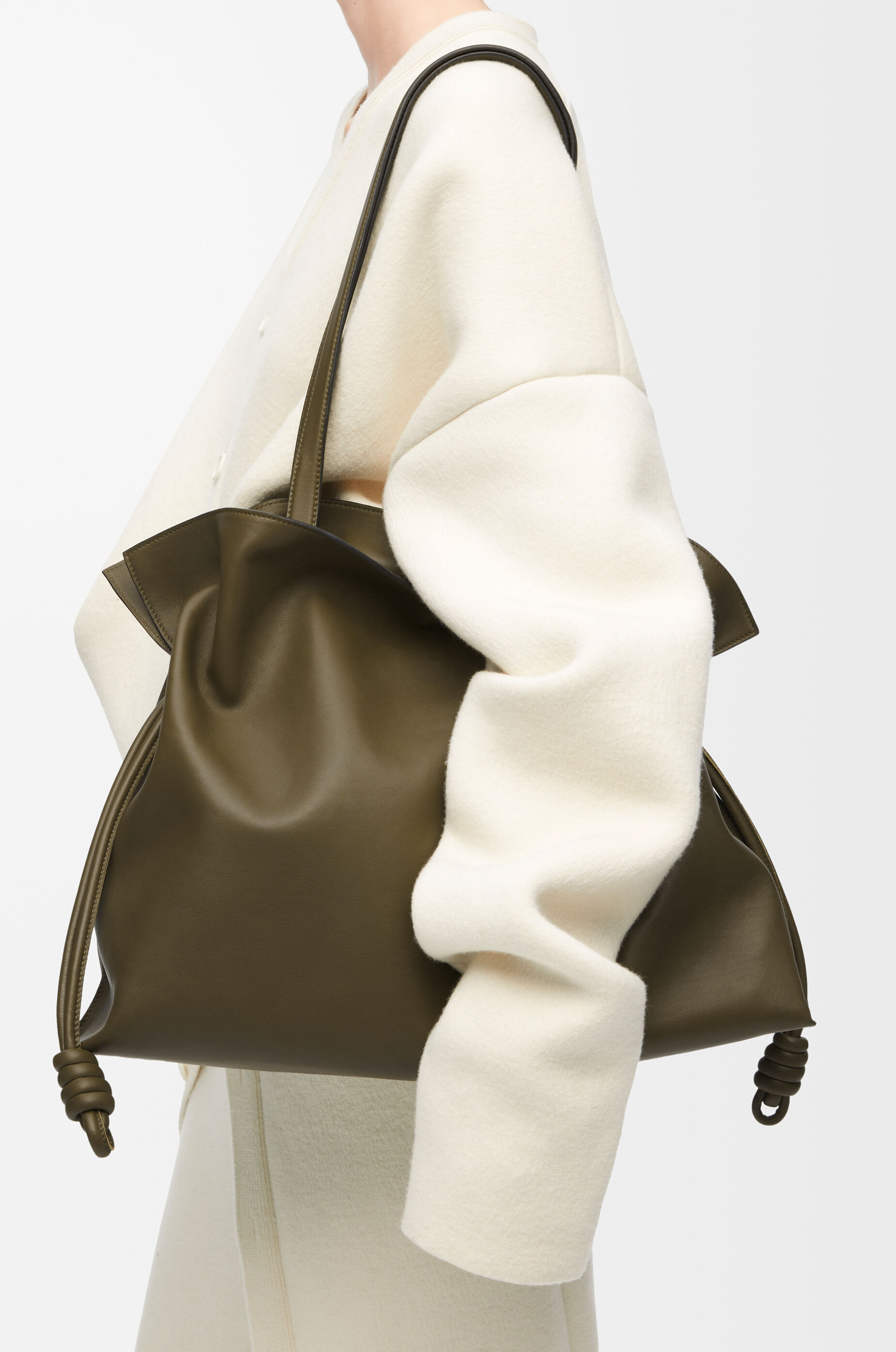 ショルダーバッグ・ポシェット Loewe Khaki Nappa Leather Large Flamenco Shoulder Bag Loewe - Small Puzzle Tan & Pink Leather Shoulder Bag