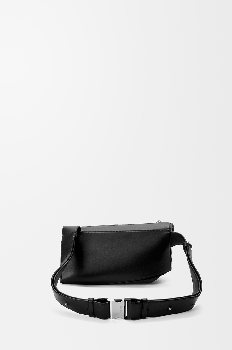 LOEWE Puzzle Featherlight Sling bag in nappa lambskin Black