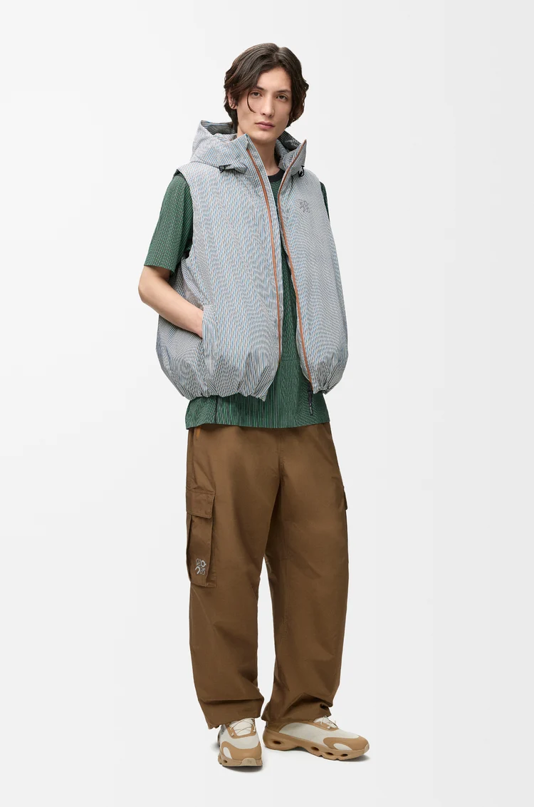 LOEWE Doudoune sans manches en tissu technique Beige/Blue