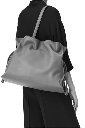 LOEWE XL Flamenco bag in nappa calfskin Prune plp_rd