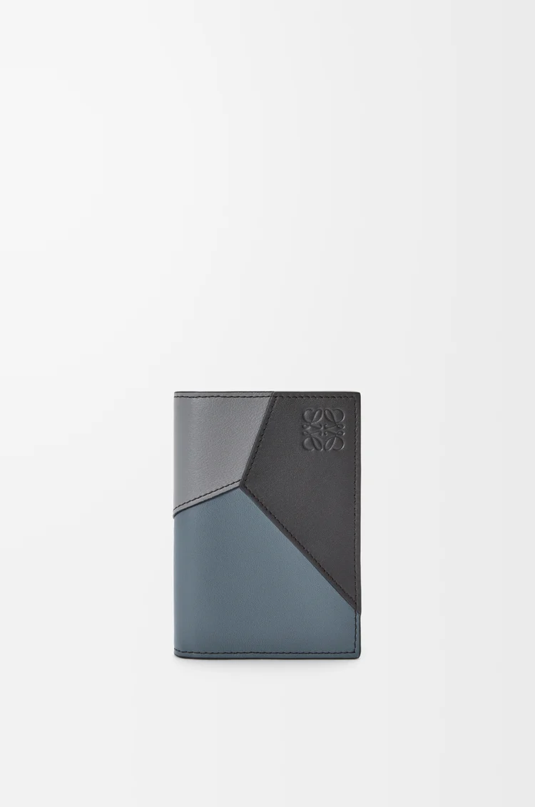LOEWE 퍼즐 바이폴드 카드홀더 - 클래식 카프스킨 Asphalt Grey/Storm Blue