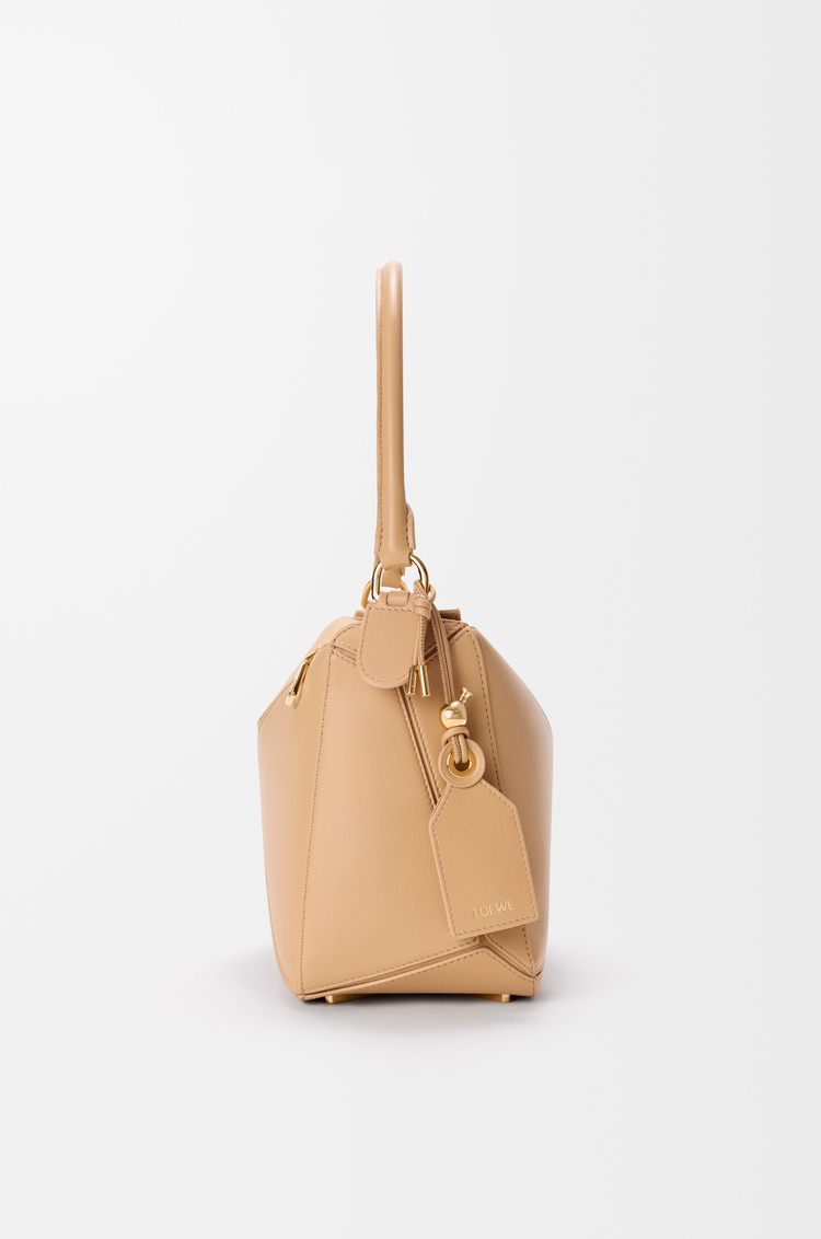 LOEWE Medium Puzzle Featherlight bag in nappa lambskin Silk Beige