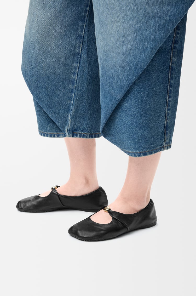 LOEWE Pebble Soft ballerina in nappa lambskin 黑色