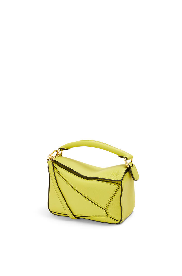 LOEWE Mini Puzzle bag in classic calfskin Lime Yellow pdp_rd