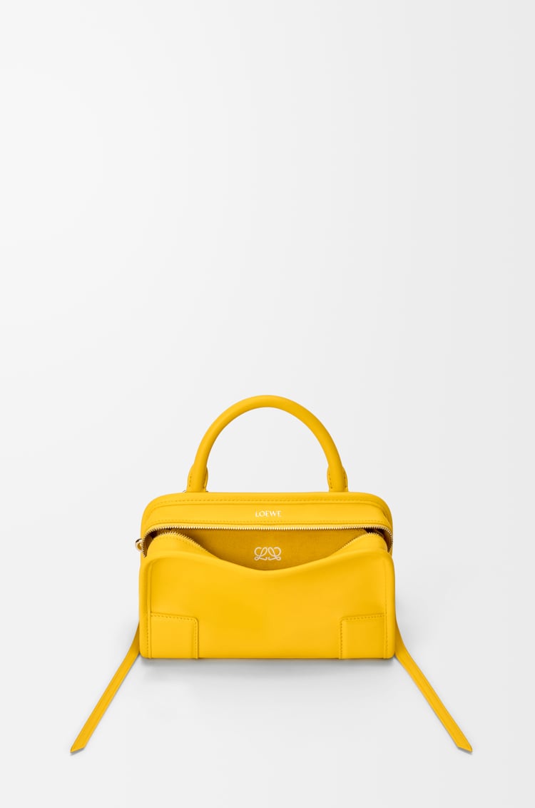 LOEWE Bolso Amazona 180 mini en piel de ternera suave Amarillo Margarita