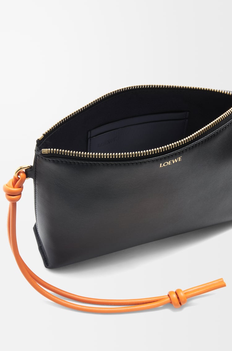 LOEWE 亮面纳帕牛皮革 Knot T 手拿包 黑色/耀眼橙