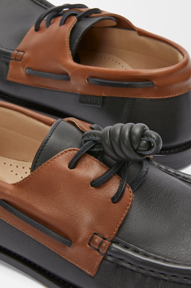 LOEWE Náutico Campo en piel de ternera Caramelo Oscuro/Negro