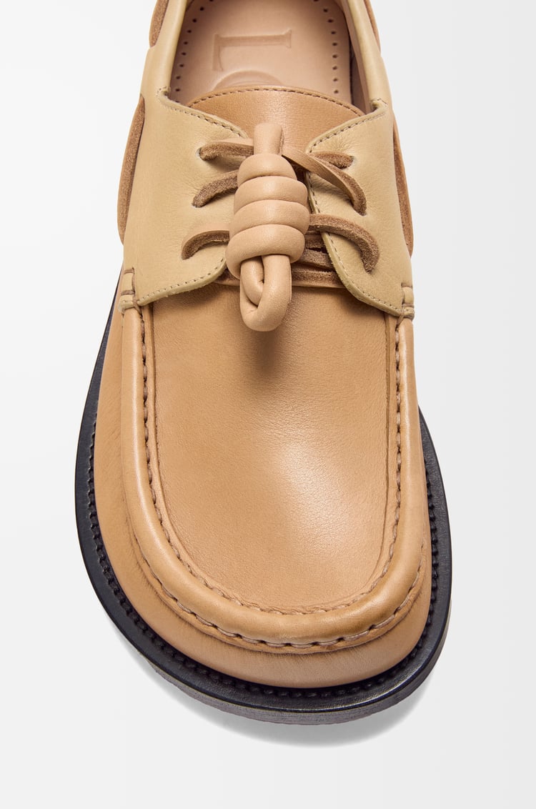 LOEWE Campo boat shoe in soft calfskin Cinnamon/Sand