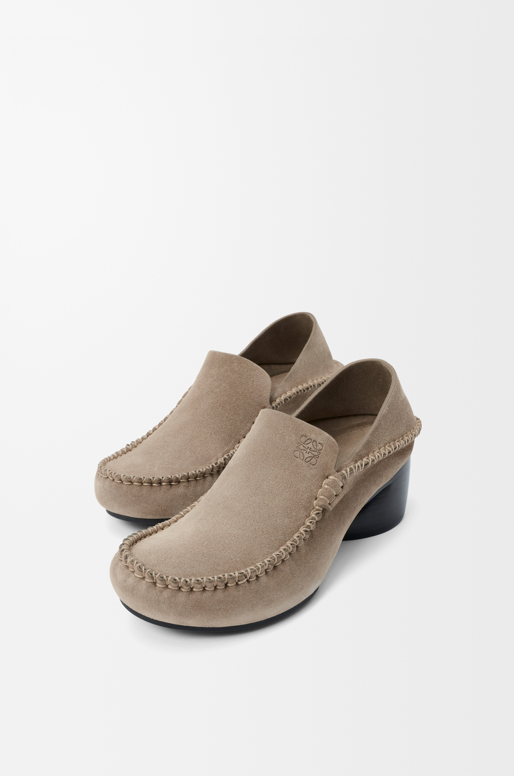 LOEWE オーバル ローファー（スエードカーフ） Hazelnut