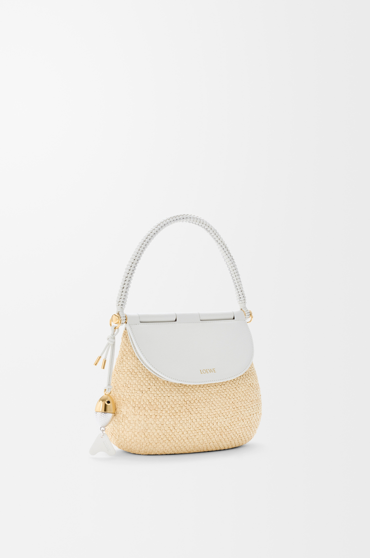 LOEWE Medium Pescador bag in raffia and calfskin Natural/White
