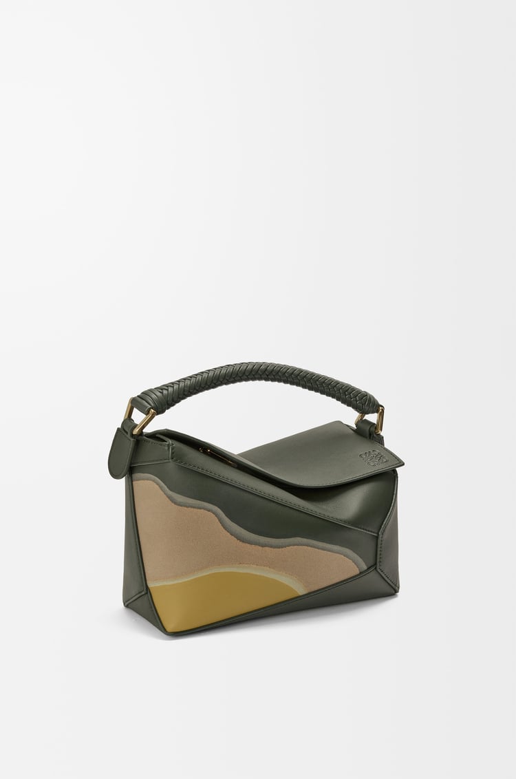 LOEWE パズルエッジ バッグ スモール（ナパカーフ） ボトルグリーン/オークル