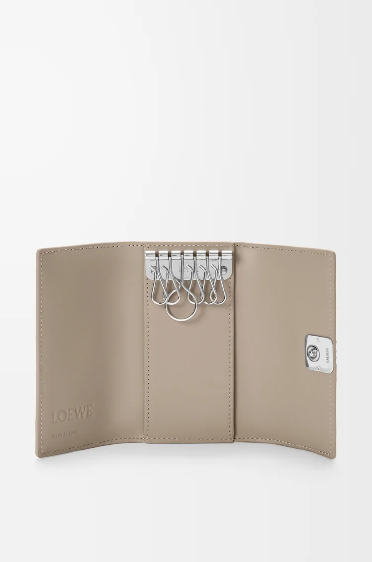 LOEWE Anagram key case in pebble grained calfskin Clay