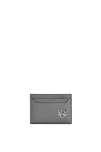 LOEWE Anagram plain cardholder in pebble grain calfskin Asphalt Grey pdp_rd