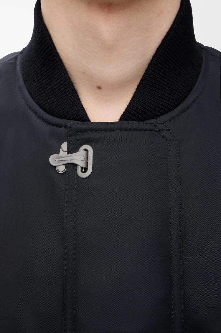 LOEWE Chaqueta en nailon Negro