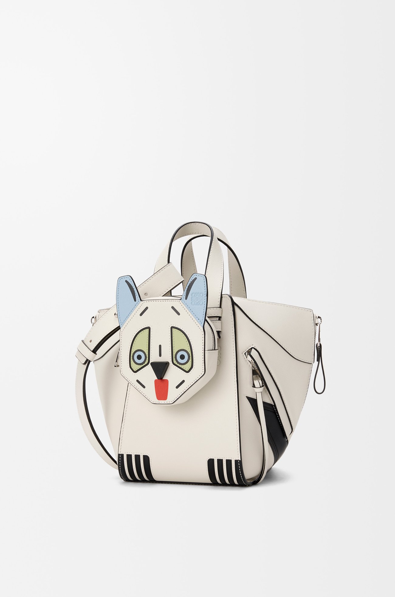 LOEWE Futurist Cat compact Hammock bag in classic calfskin Soft White