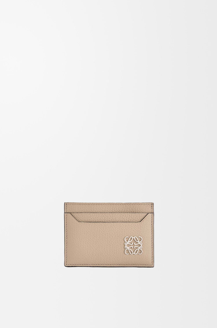 LOEWE アナグラム プレーン カードホルダー（ペブルグレインカーフ） サンド