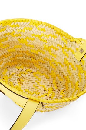 LOEWE Small Basket bag in palm leaf and calfskin Natural/Lemon