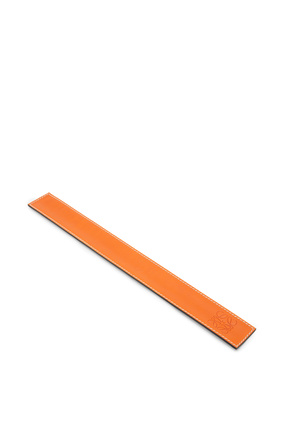 LOEWE Small slap bracelet in calfskin Orange plp_rd