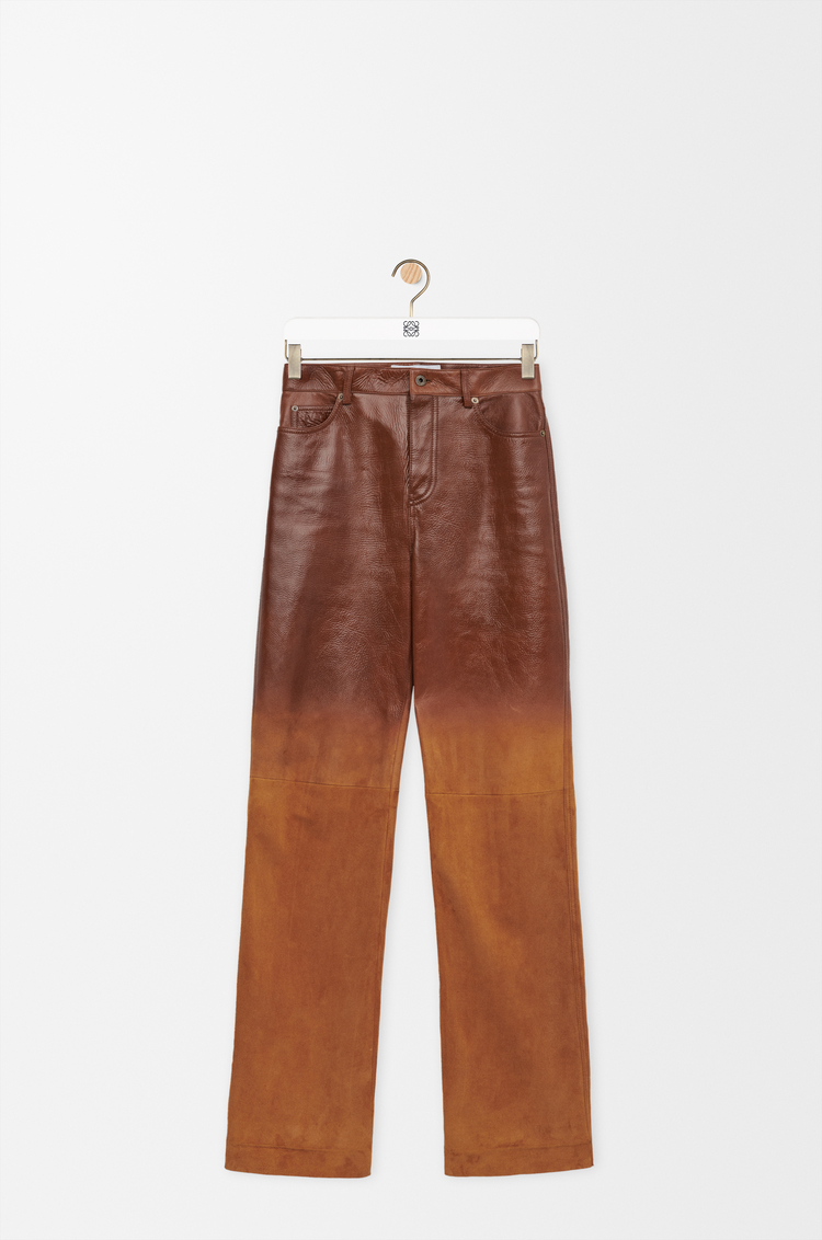 LOEWE Hose aus Velours-Lammleder Toffee