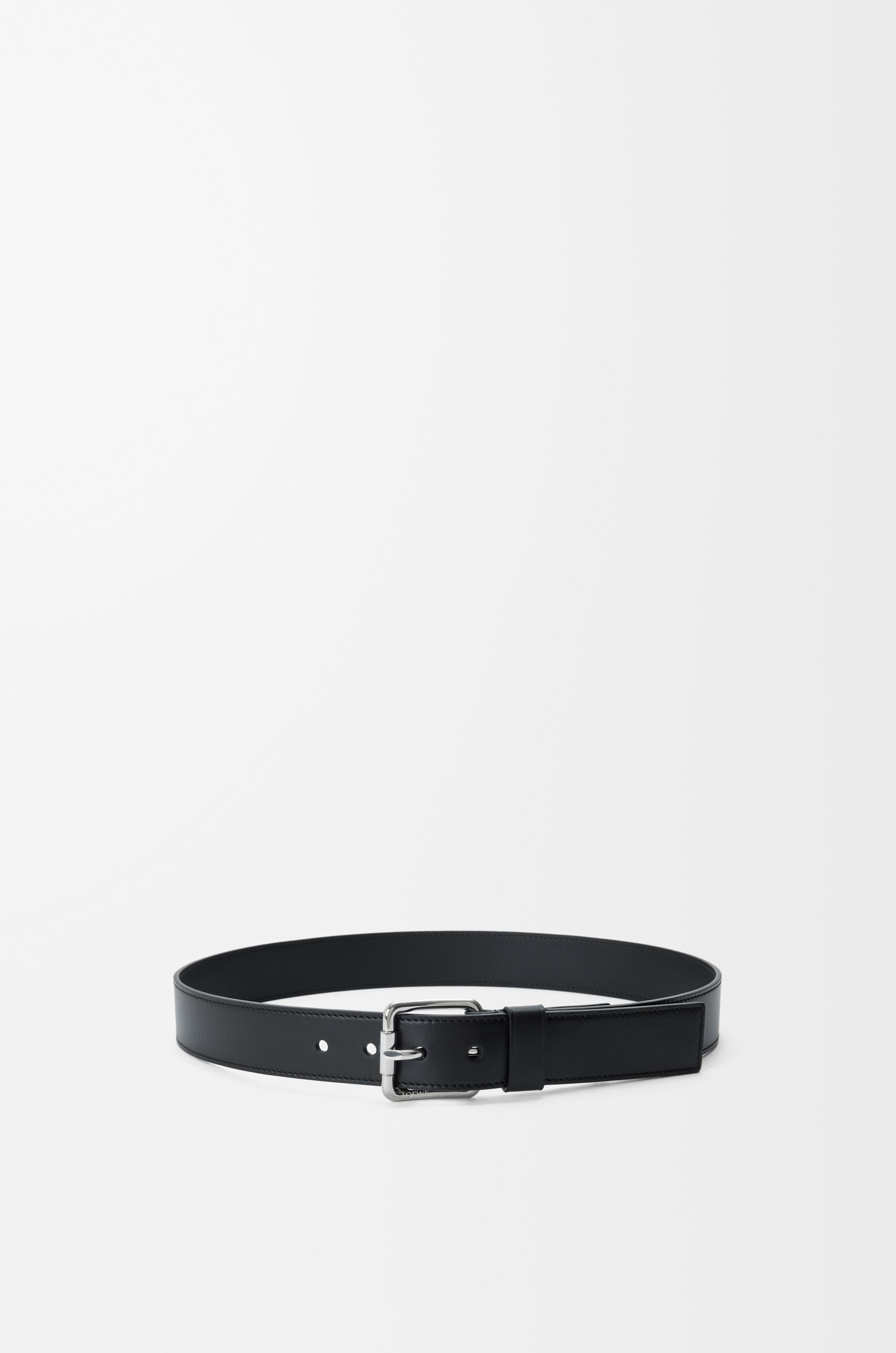 LOEWE - 専用 ロエベ LOEWE LOEWE 二つ折り財布 COMPACT ZIP C660Z41X （0608