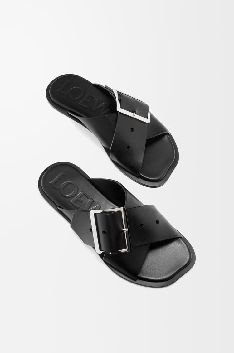 LOEWE Petal Belt flat sandal in vegetable-tanned calfskin Black