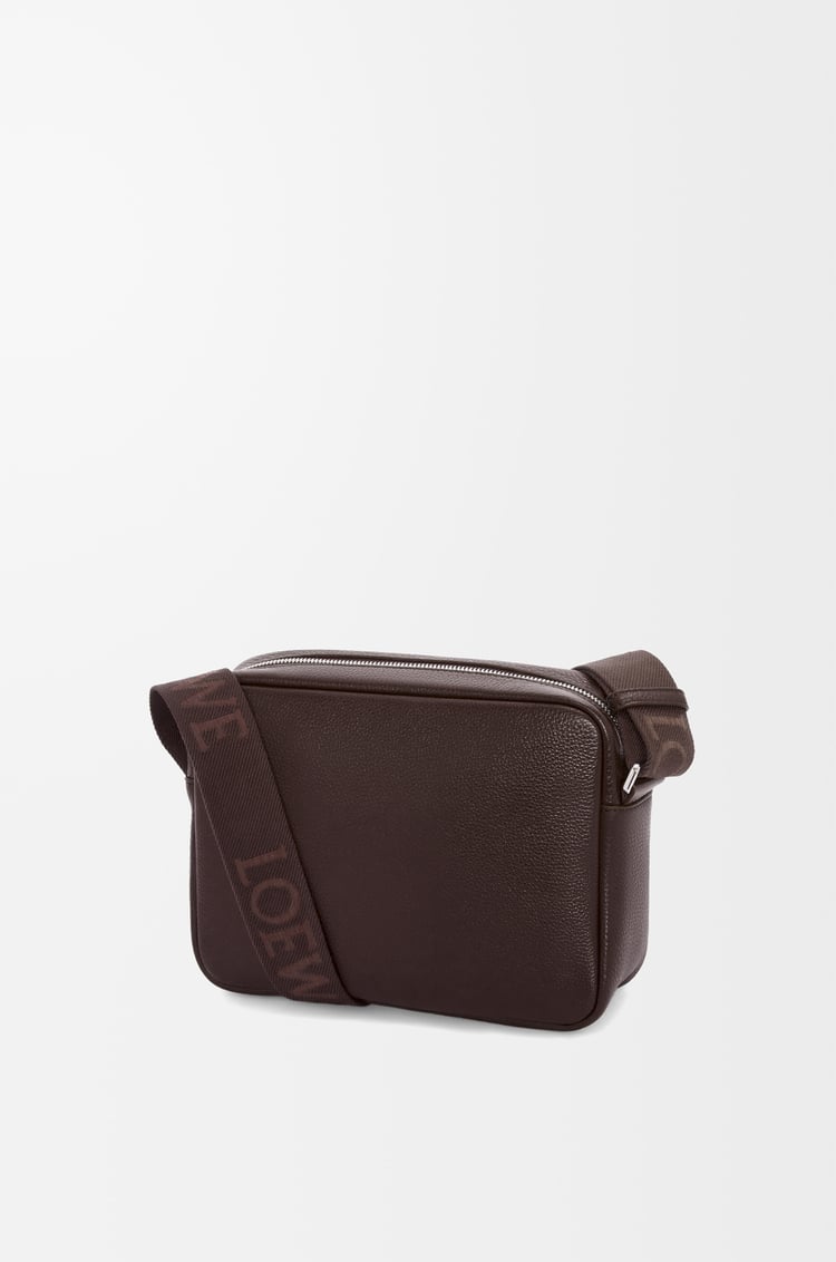 LOEWE ペブル メッセンジャーバッグ XS（サプルグレインカーフ） オックスブラッド