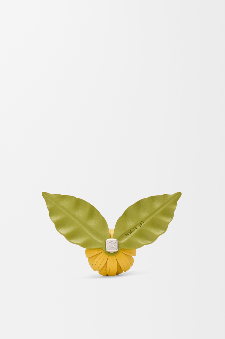 LOEWE 小牛皮花朵別針 黃色