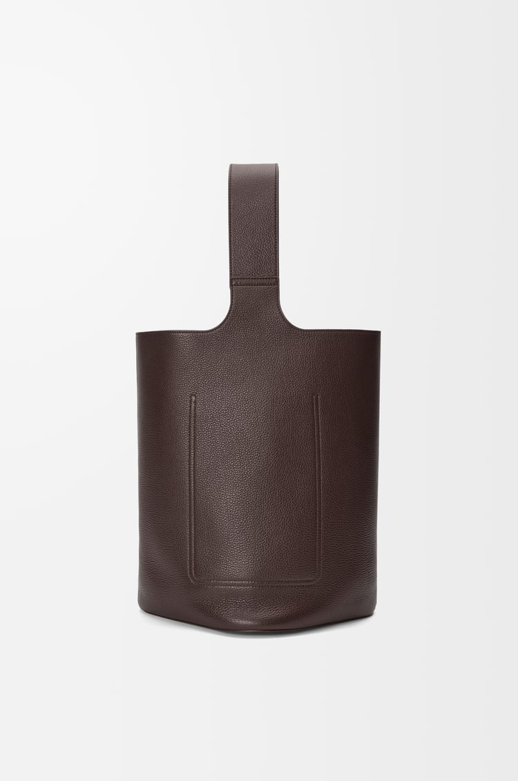LOEWE Large Pebble bucket in supple grained calfskin Oxblood