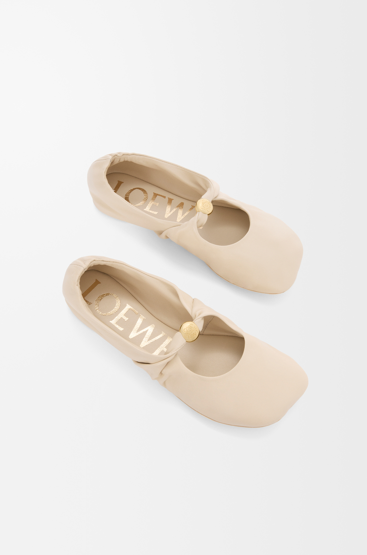 LOEWE Pebble Soft ballerina in nappa lambskin Dough