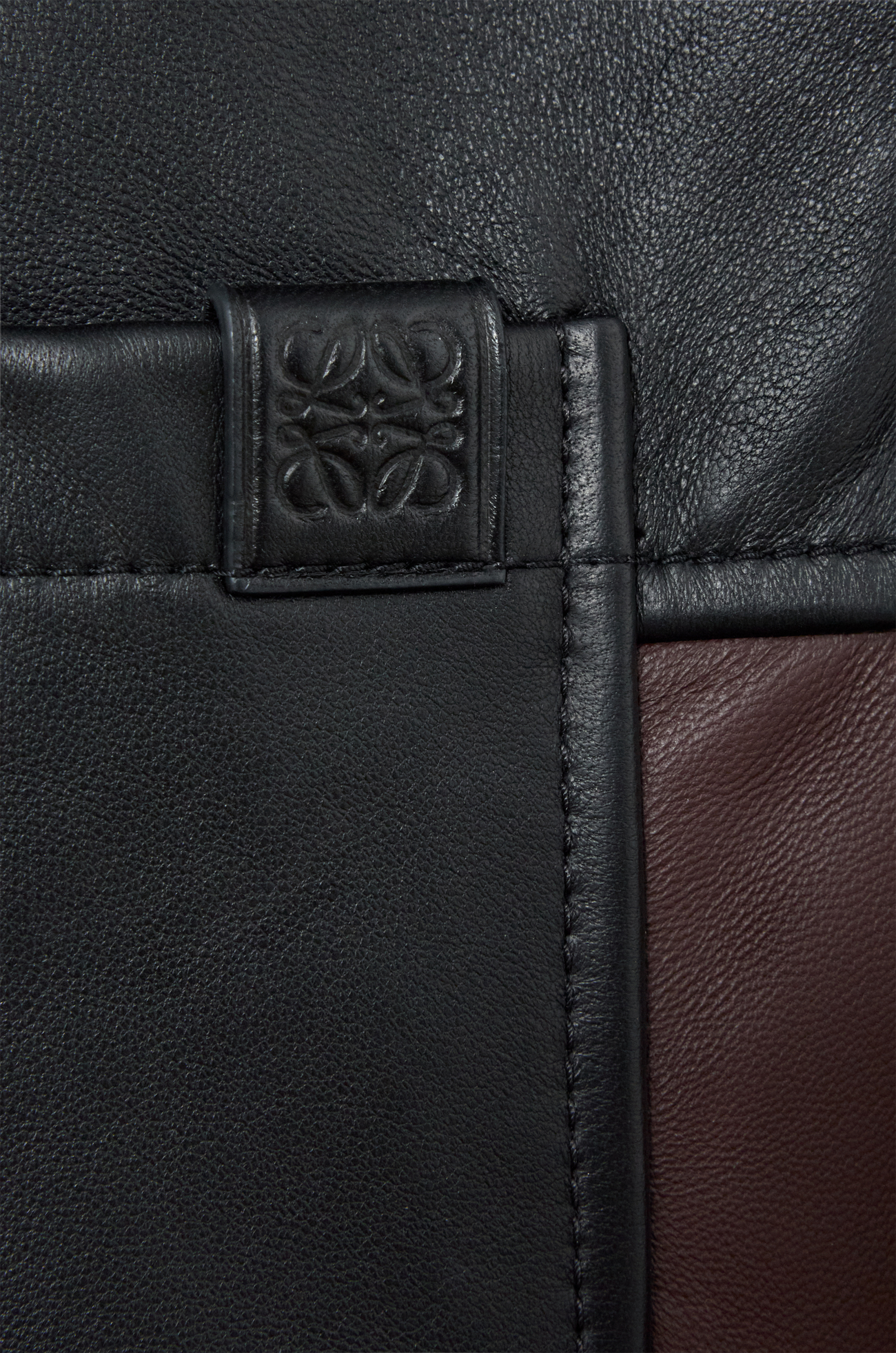 LOEWE Overshirt in nappa lambskin Black/Burgundy