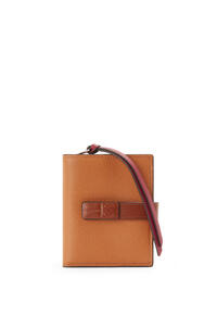 LOEWE Compact zip wallet in soft grained calfskin Light Caramel/Pecan