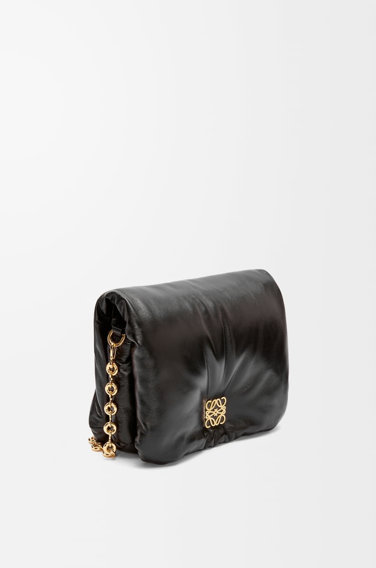 LOEWE Bolso Goya Puffer mediano en piel napa de cordero Negro