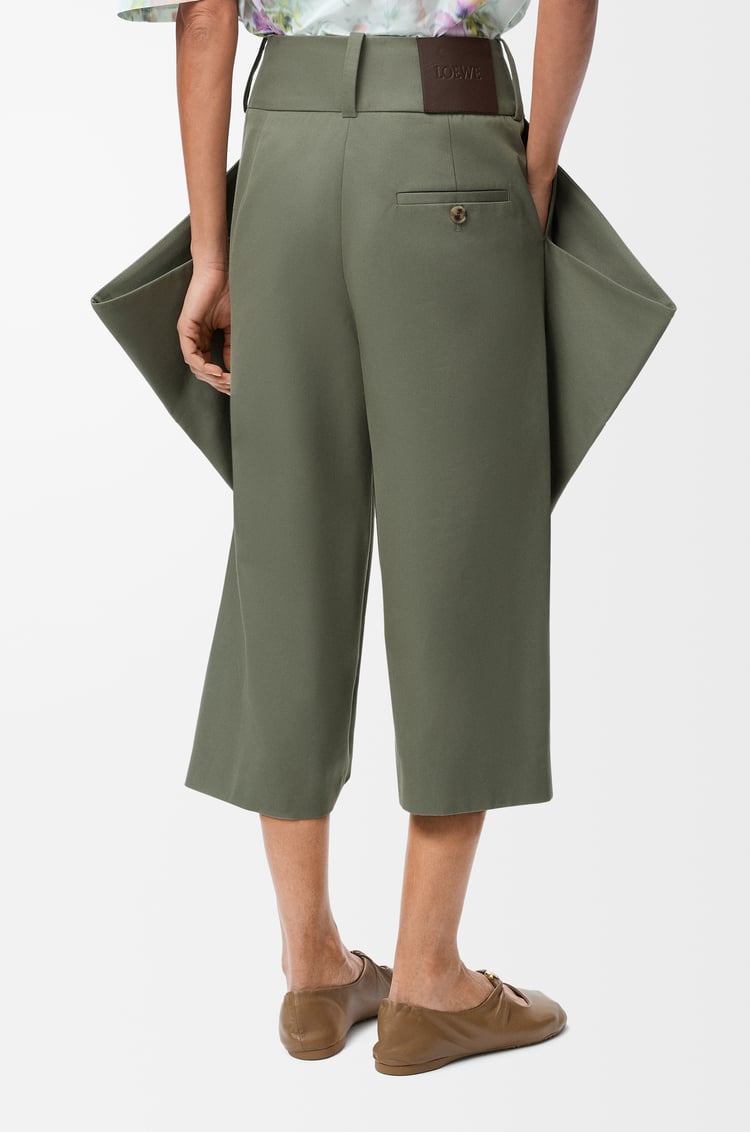 LOEWE トラウザーズ（コットン） カーキグリーン