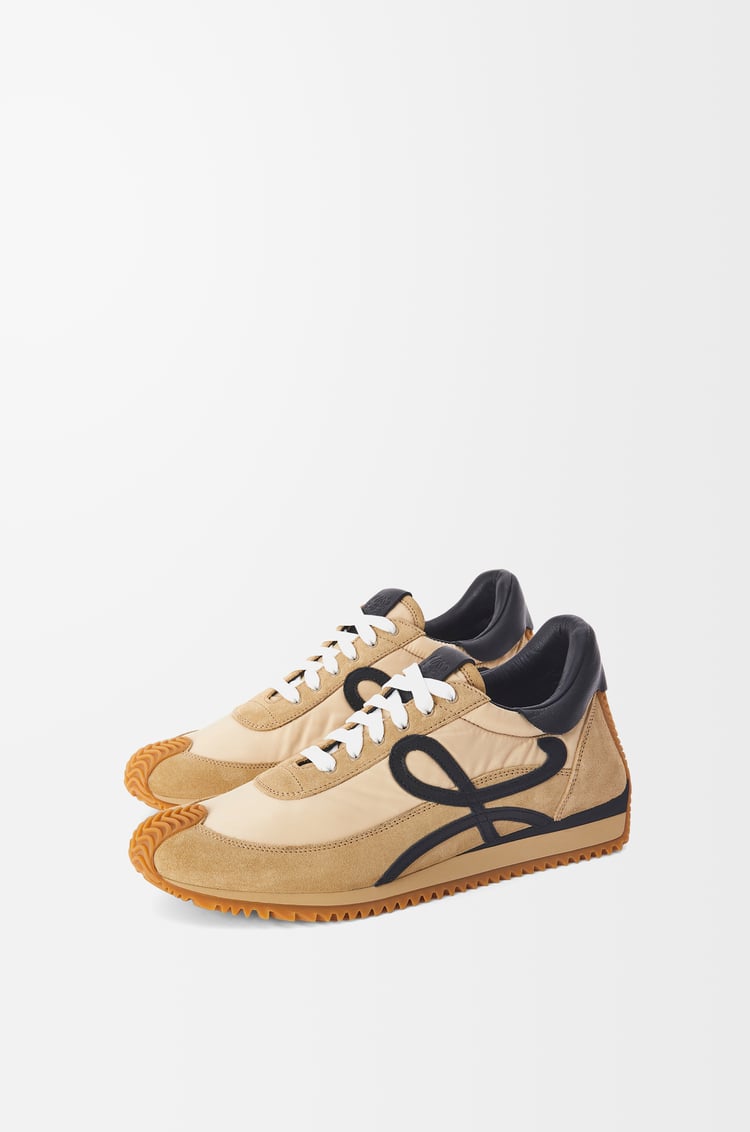 LOEWE Zapatilla Flow Runner en ante y nailon Dorado/Negro