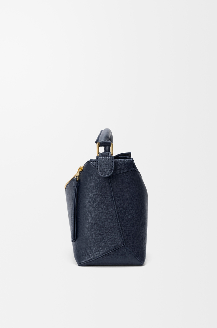 LOEWE Borsa Puzzle Edge media in morbida pelle di vitello granata Blu Navy Intenso
