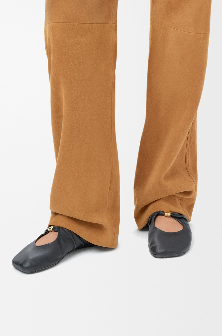 LOEWE 柔软纳帕羊皮革 Pebble 芭蕾舞鞋 黑色