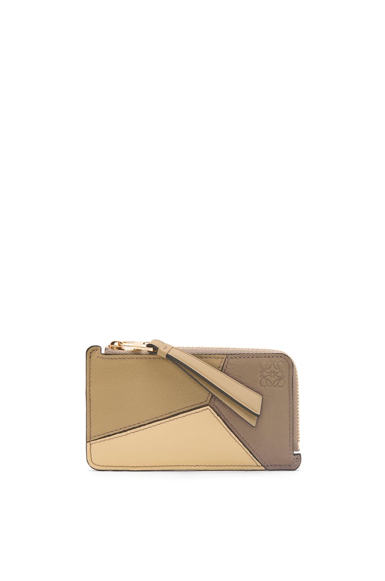 LOEWE Puzzle coin cardholder in classic calfskin 黏土綠/奶油色