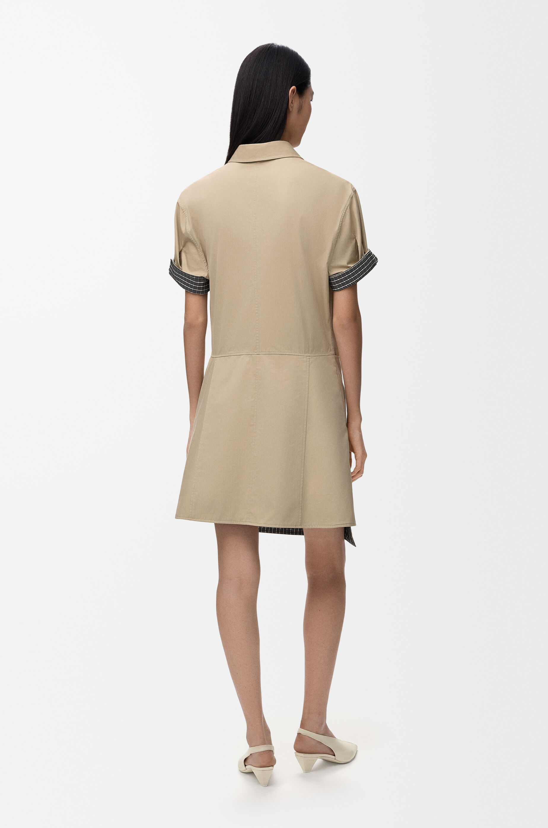 女性のための高級ファッション既製服 - LOEWE - ロエベ 日本 公式サイト