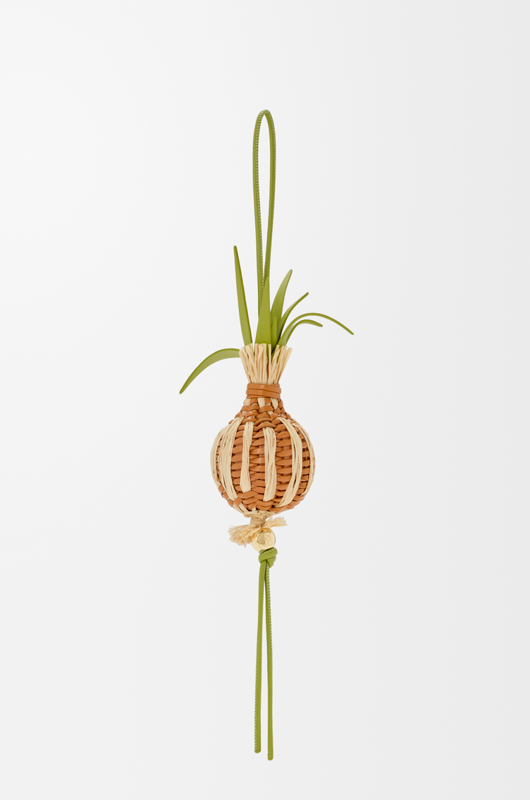 LOEWE Onion sprout charm in classic calfskin and raffia Orange/Green