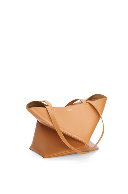 LOEWE Puzzle Fold Tote in shiny calfskin Warm Desert plp_rd