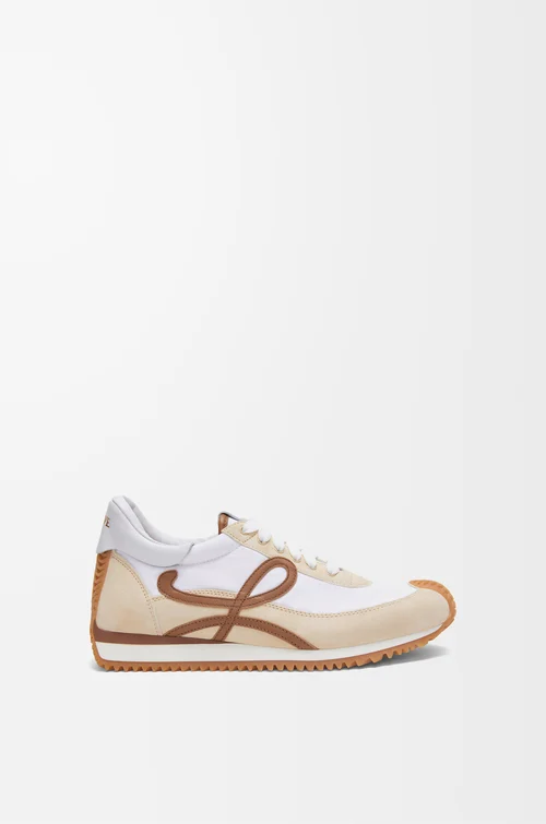 LOEWE フローランナー 2.0（ナイロン&スエード） チョコレート/オルモストオプティック