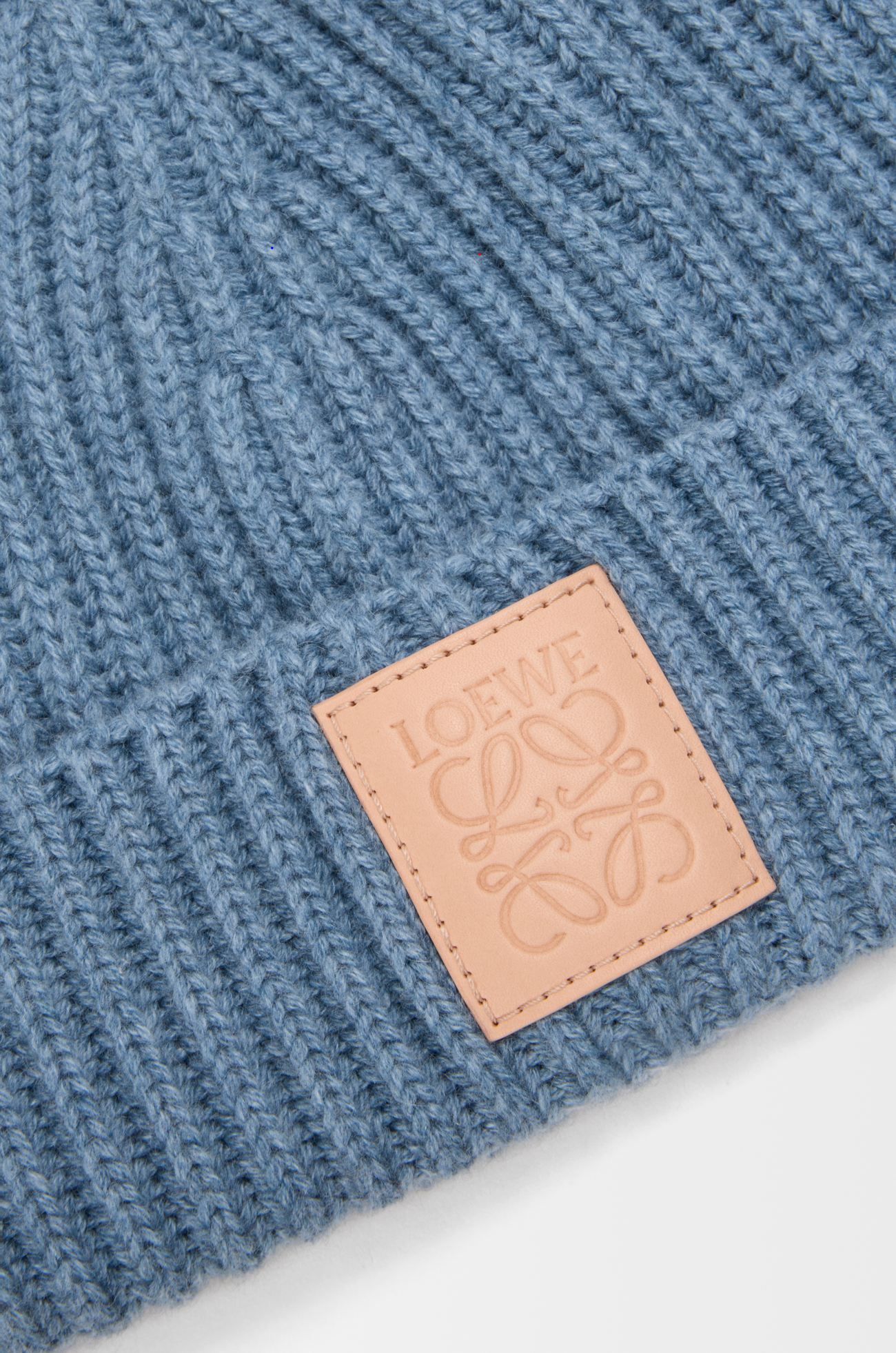 LOEWE Beanie in cashmere Denim Blue
